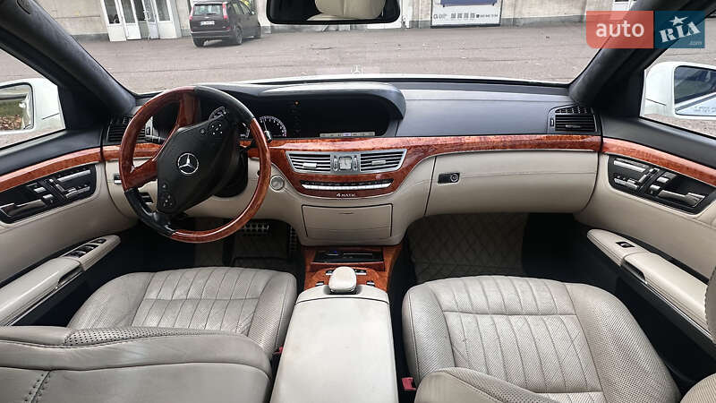 Седан Mercedes-Benz S-Class 2010 в Львове фото 49 Седан Mercedes-Benz S-Class 2010 в Львове