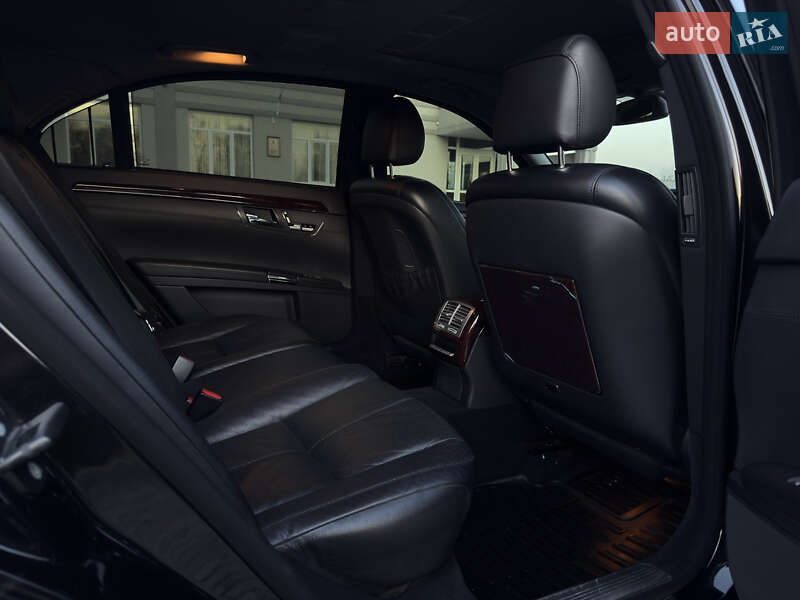 Седан Mercedes-Benz S-Class 2006 в Черновцах