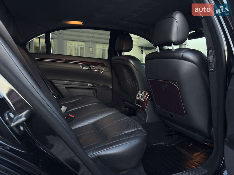 Седан Mercedes-Benz S-Class 2006 в Черновцах