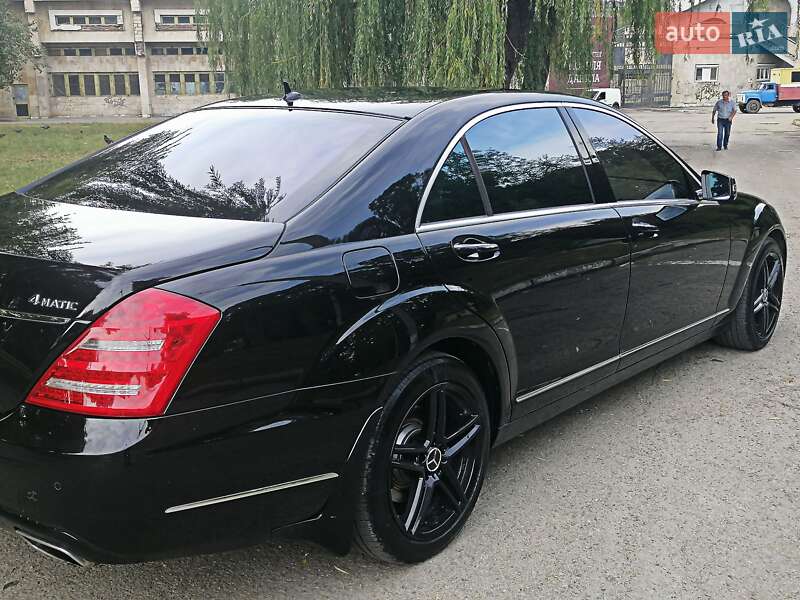 Седан Mercedes-Benz S-Class 2013 в Ивано-Франковске