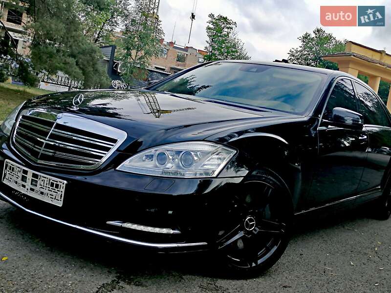 Седан Mercedes-Benz S-Class 2013 в Ивано-Франковске