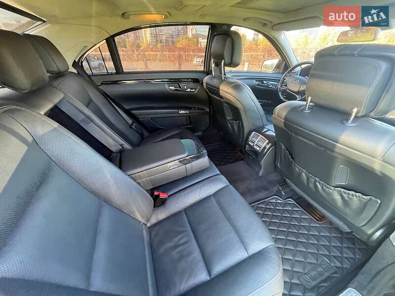 Седан Mercedes-Benz S-Class 2010 в Киеве