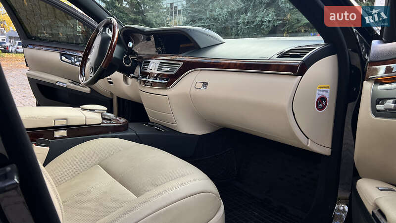 Седан Mercedes-Benz S-Class 2008 в Черновцах