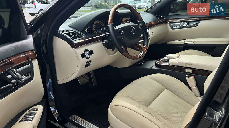 Седан Mercedes-Benz S-Class 2008 в Черновцах