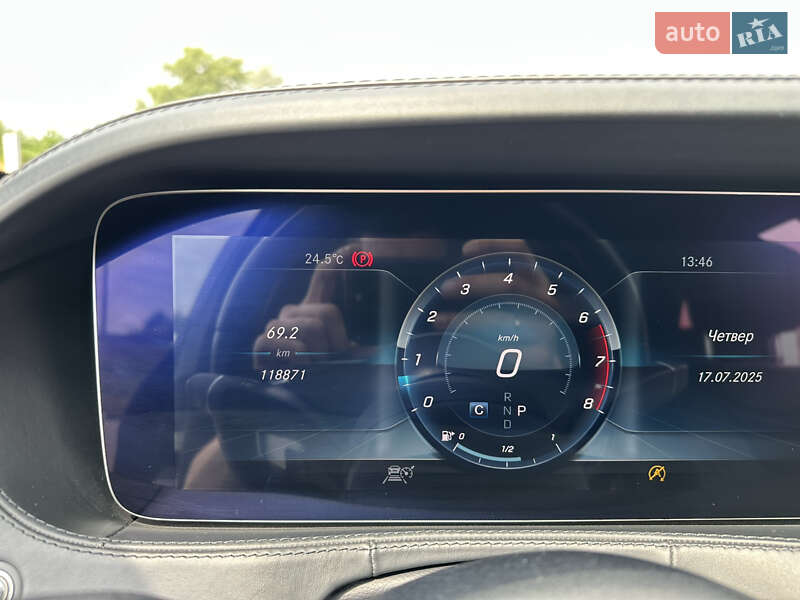 Седан Mercedes-Benz S-Class 2018 в Києві