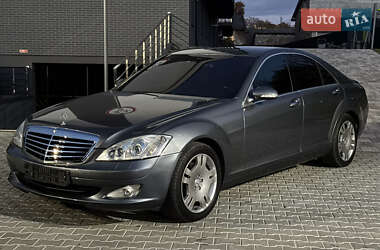 Седан Mercedes-Benz S-Class 2008 в Ужгороде