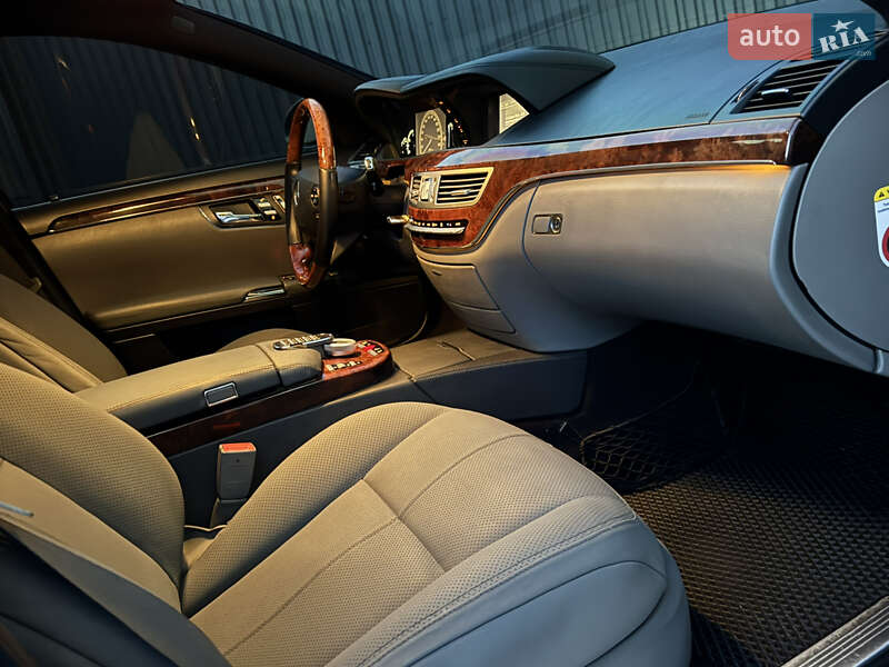 Седан Mercedes-Benz S-Class 2008 в Ужгороді фото 66 Седан Mercedes-Benz S-Class 2008 в Ужгороді