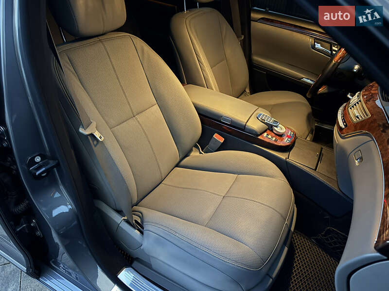 Седан Mercedes-Benz S-Class 2008 в Ужгороді фото 68 Седан Mercedes-Benz S-Class 2008 в Ужгороді