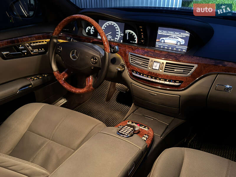 Седан Mercedes-Benz S-Class 2008 в Ужгороді фото 73 Седан Mercedes-Benz S-Class 2008 в Ужгороді