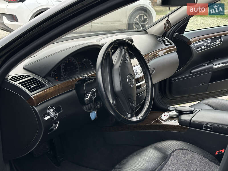 Седан Mercedes-Benz S-Class 2012 в Стрые