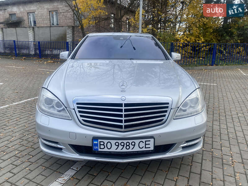 Седан Mercedes-Benz S-Class 2010 в Тернополі