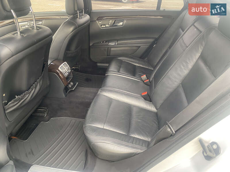 Седан Mercedes-Benz S-Class 2010 в Тернополі