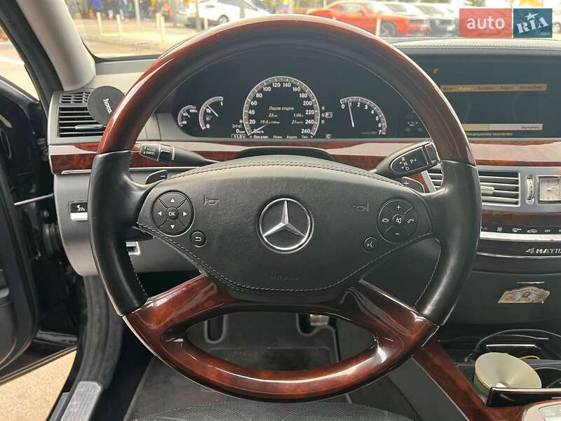 Седан Mercedes-Benz S-Class 2010 в Киеве