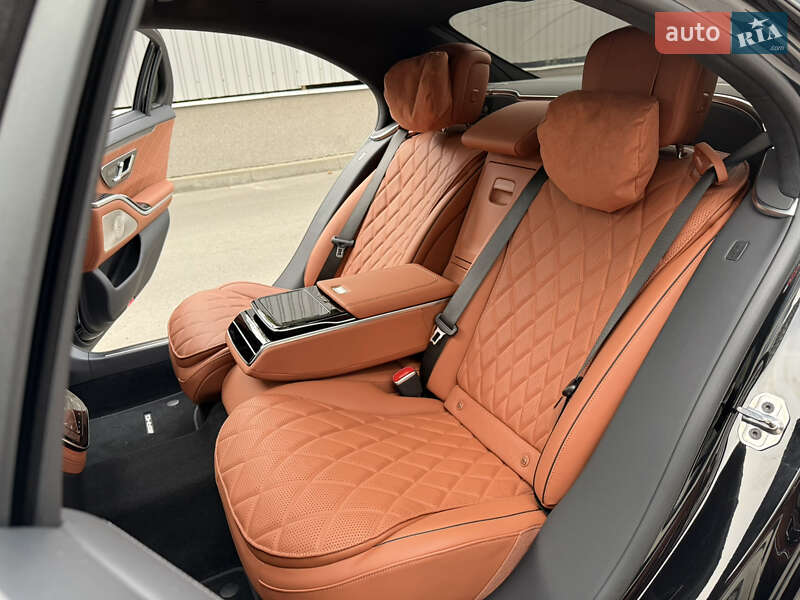 Седан Mercedes-Benz S-Class 2024 в Киеве