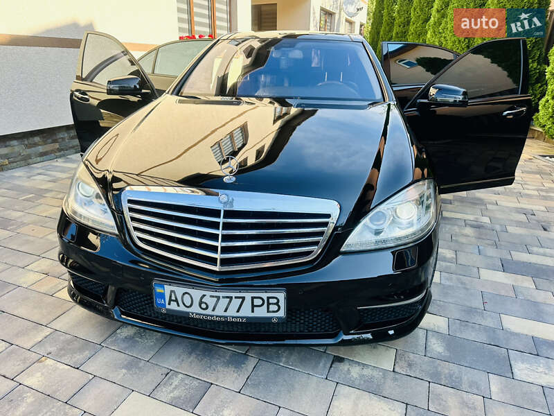 Седан Mercedes-Benz S-Class 2008 в Тячеве