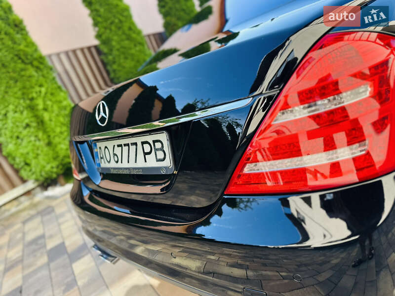 Седан Mercedes-Benz S-Class 2008 в Тячеве