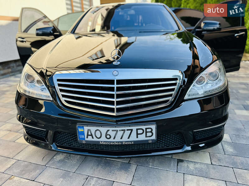Седан Mercedes-Benz S-Class 2008 в Тячеве