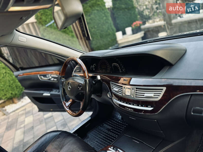 Седан Mercedes-Benz S-Class 2008 в Тячеве