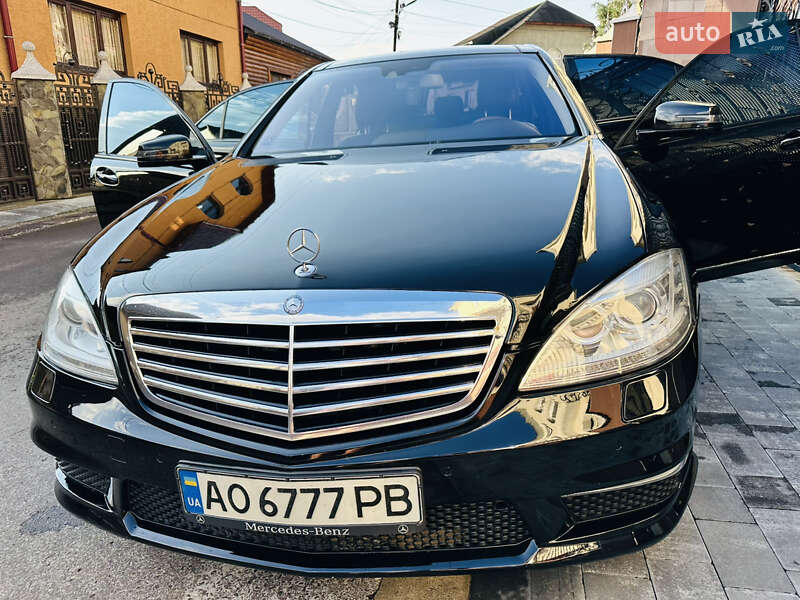 Седан Mercedes-Benz S-Class 2008 в Тячеве