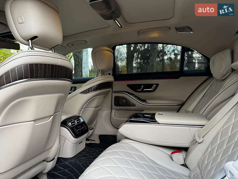 Седан Mercedes-Benz S-Class 2021 в Киеве