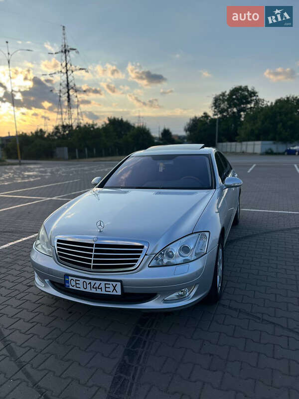 Mercedes-Benz S-Class 2006