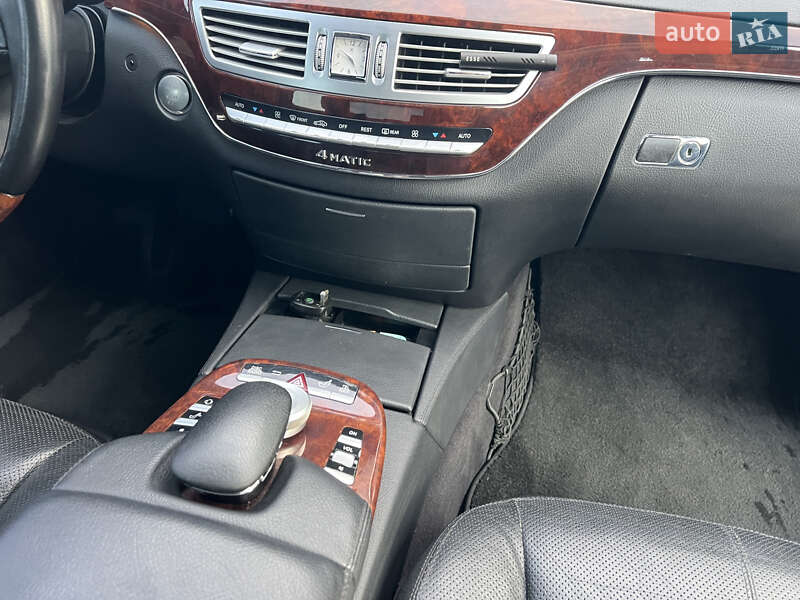 Седан Mercedes-Benz S-Class 2008 в Дунаевцах