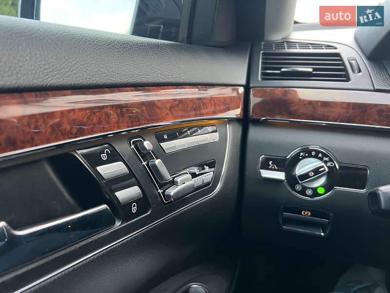 Седан Mercedes-Benz S-Class 2008 в Дунаевцах