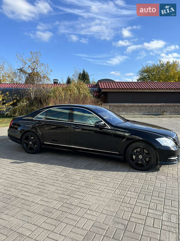 Седан Mercedes-Benz S-Class 2012 в Запорожье