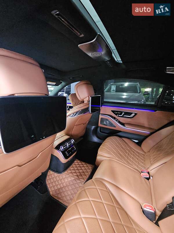 Mercedes-Benz S-Class 2021