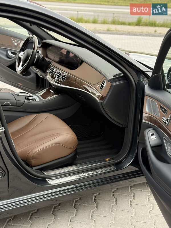 Седан Mercedes-Benz S-Class 2018 в Тернополе