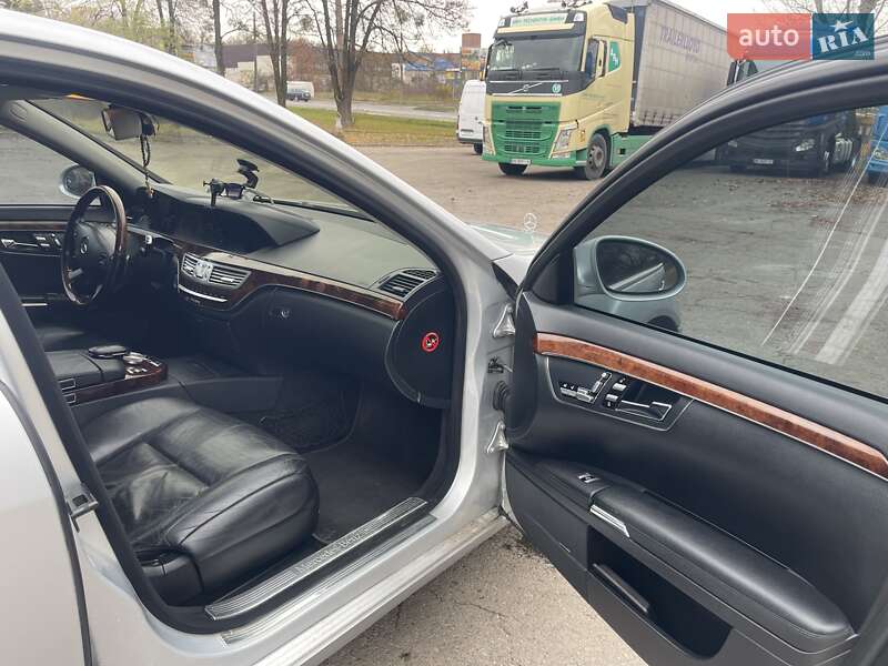 Седан Mercedes-Benz S-Class 2007 в Рівному