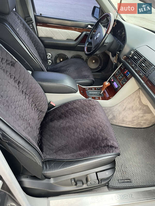 Седан Mercedes-Benz S-Class 1995 в Черновцах