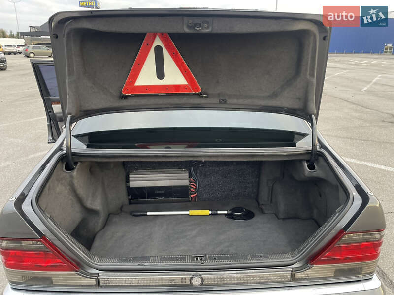 Седан Mercedes-Benz S-Class 1995 в Черновцах