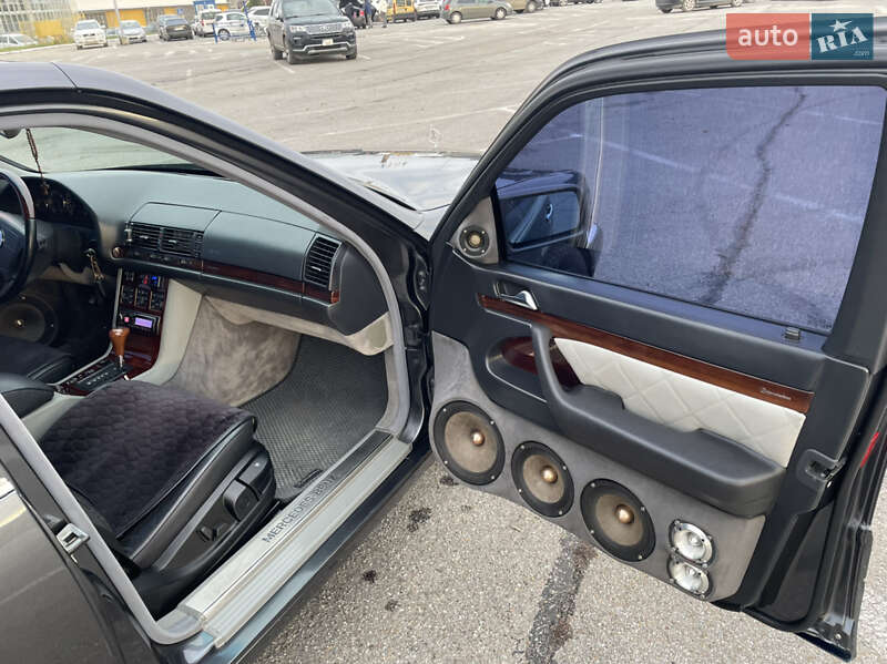 Седан Mercedes-Benz S-Class 1995 в Черновцах