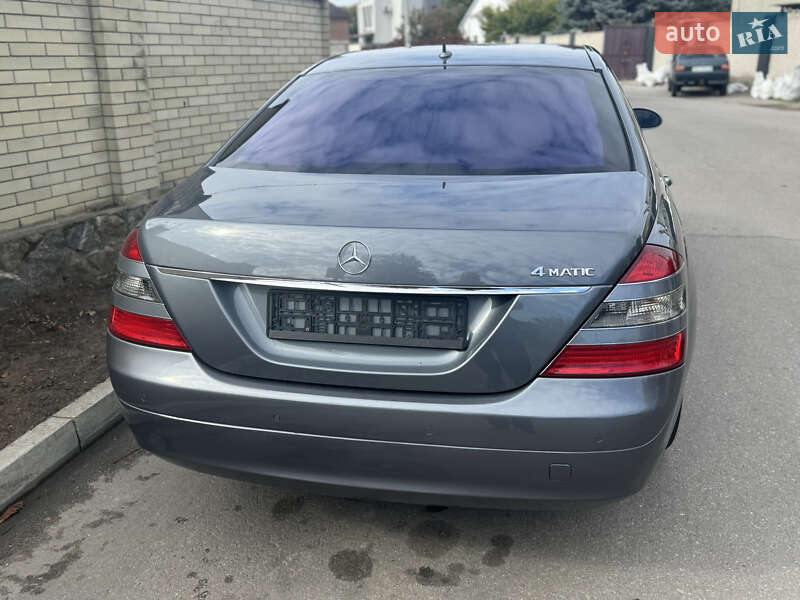 Седан Mercedes-Benz S-Class 2006 в Запорожье