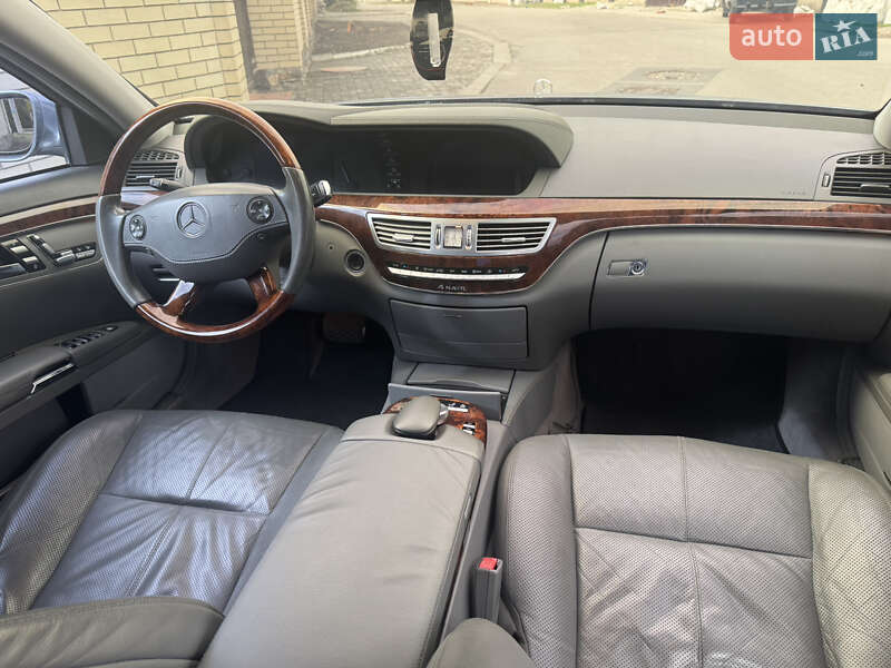 Седан Mercedes-Benz S-Class 2006 в Запорожье