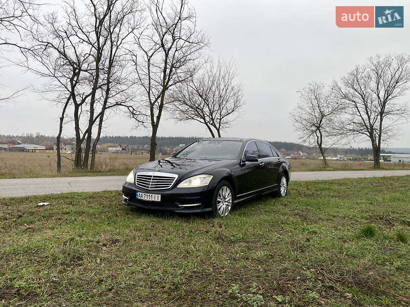 Седан Mercedes-Benz S-Class 2010 в Киеве