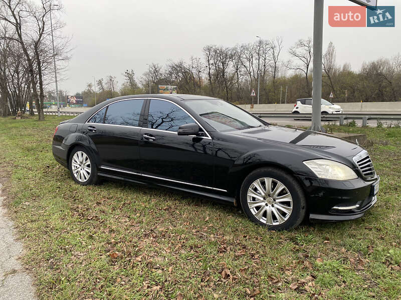 Седан Mercedes-Benz S-Class 2010 в Киеве