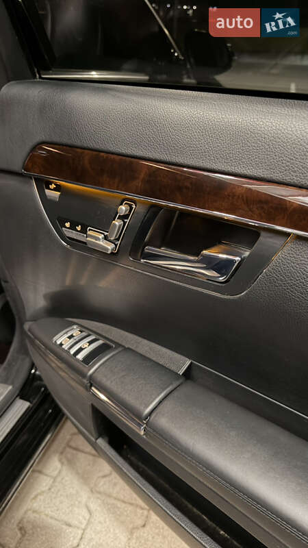 Седан Mercedes-Benz S-Class 2007 в Киеве