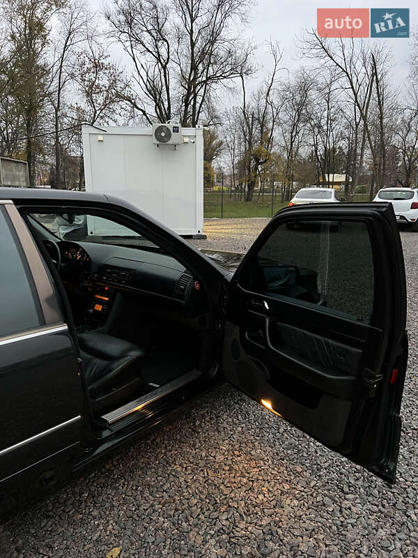 Седан Mercedes-Benz S-Class 1997 в Черкасах фото 17 Седан Mercedes-Benz S-Class 1997 в Черкасах