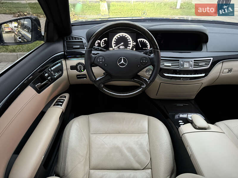 Седан Mercedes-Benz S-Class 2012 в Хмельницькому