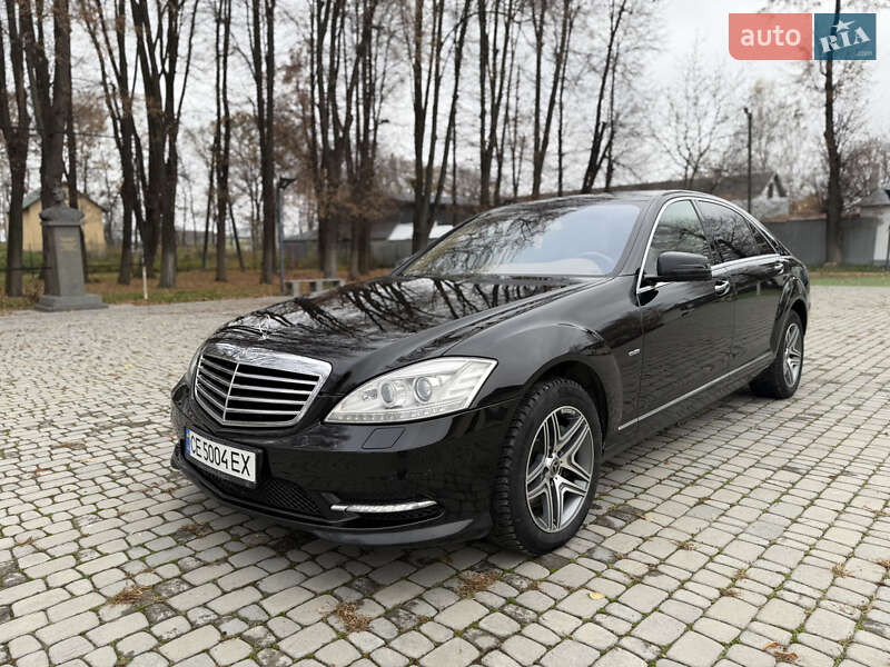 Mercedes-Benz S-Class 2008