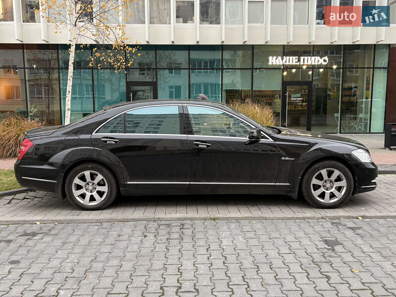 Седан Mercedes-Benz S-Class 2011 в Хмельницькому фото 20 Седан Mercedes-Benz S-Class 2011 в Хмельницькому