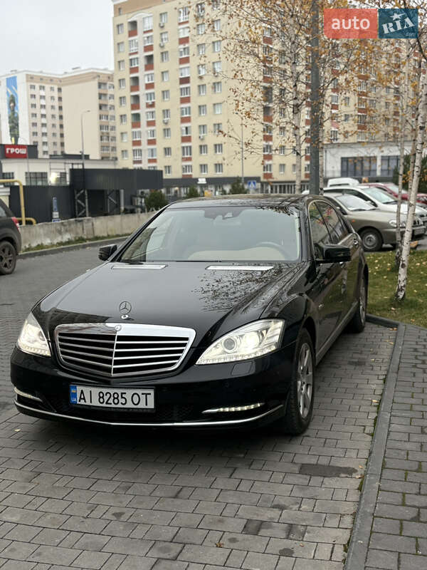 Седан Mercedes-Benz S-Class 2011 в Хмельницькому фото 93 Седан Mercedes-Benz S-Class 2011 в Хмельницькому