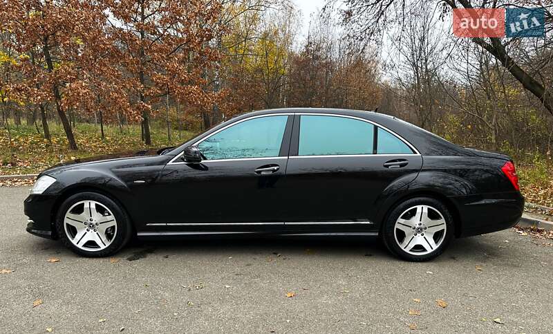 Седан Mercedes-Benz S-Class 2010 в Києві