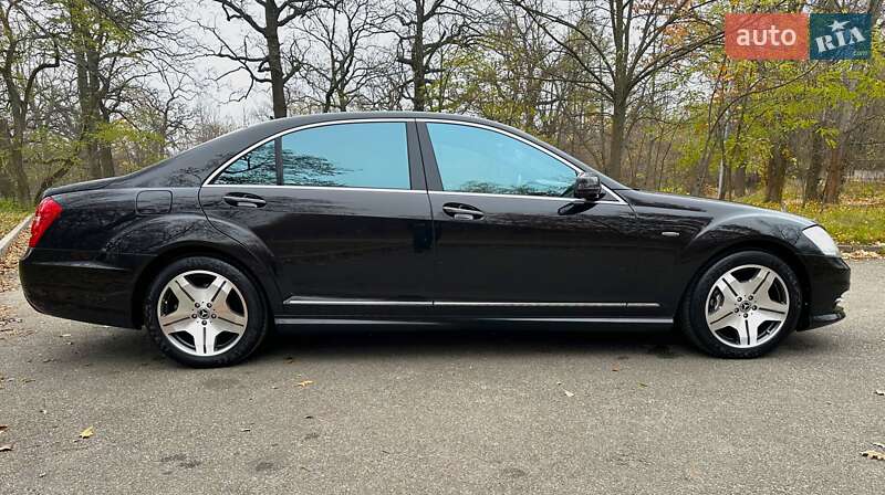 Седан Mercedes-Benz S-Class 2010 в Києві