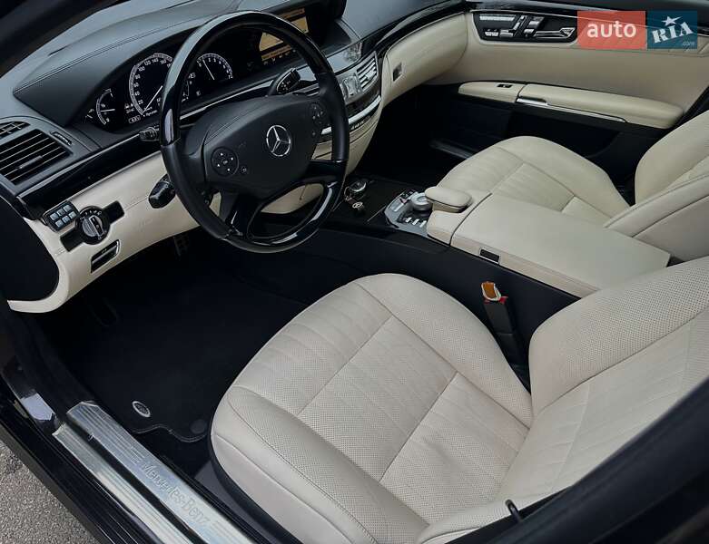 Седан Mercedes-Benz S-Class 2010 в Києві
