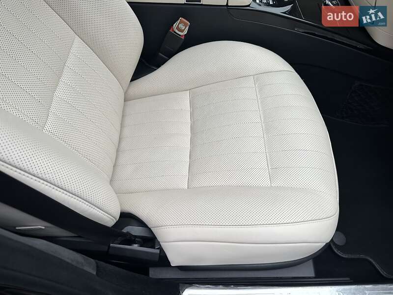 Седан Mercedes-Benz S-Class 2010 в Києві