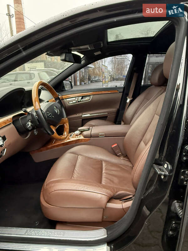 Седан Mercedes-Benz S-Class 2010 в Чернівцях фото 38 Седан Mercedes-Benz S-Class 2010 в Чернівцях