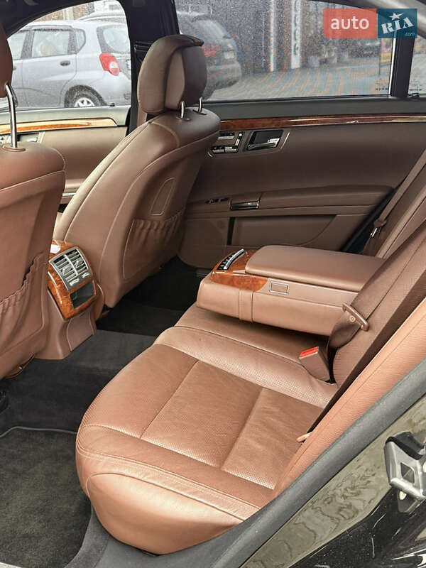 Седан Mercedes-Benz S-Class 2010 в Чернівцях фото 45 Седан Mercedes-Benz S-Class 2010 в Чернівцях